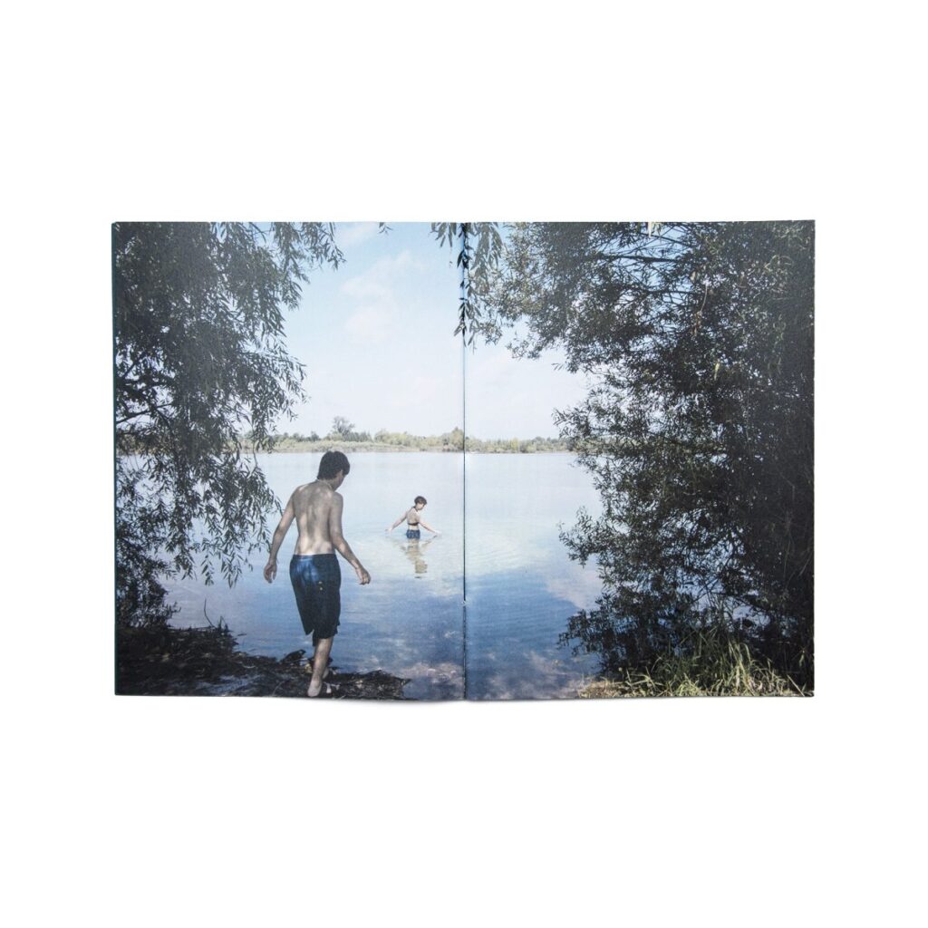 Doppia pagina interna della fanzine "Ruth & Billie"