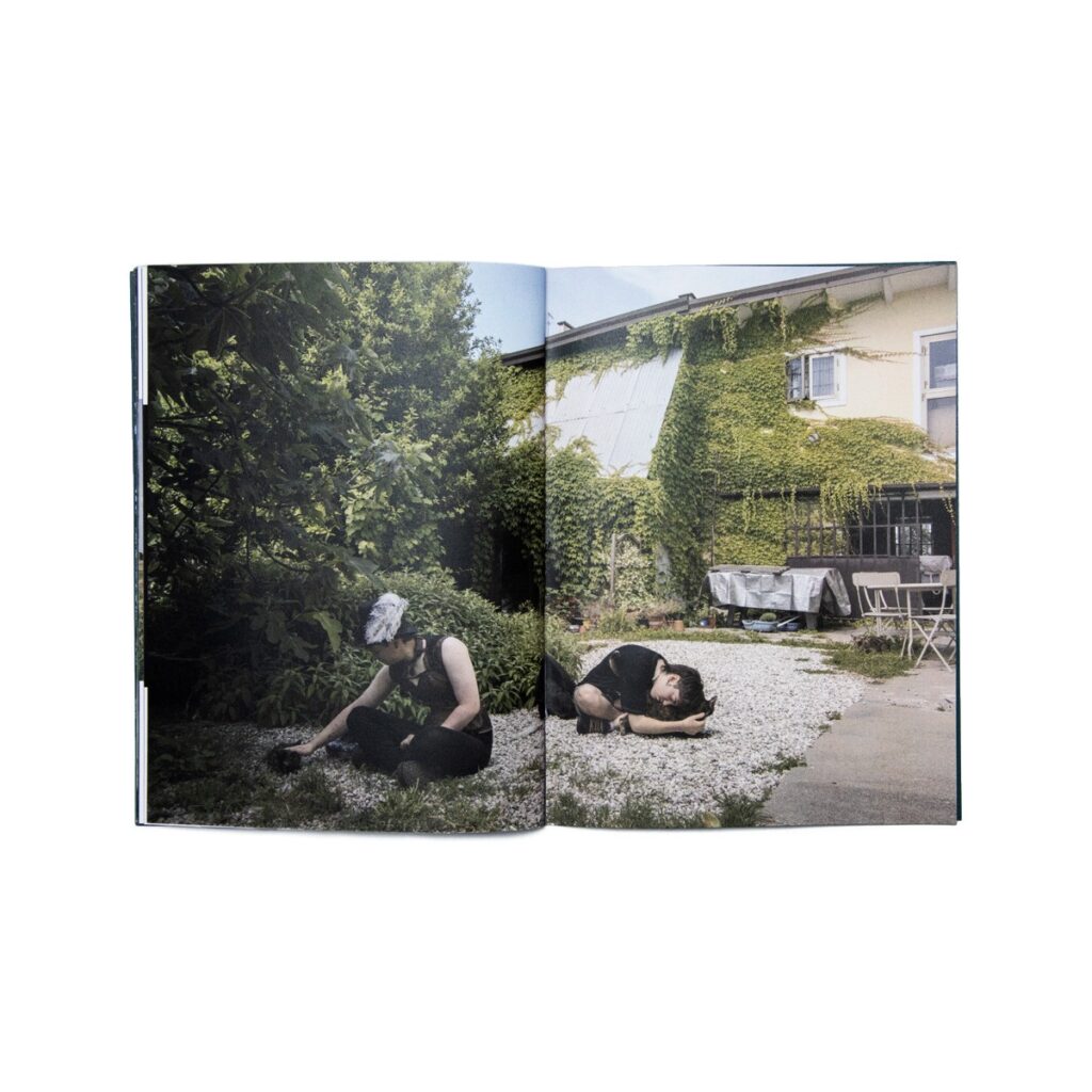 Doppia pagina interna della fanzine "Ruth & Billie"